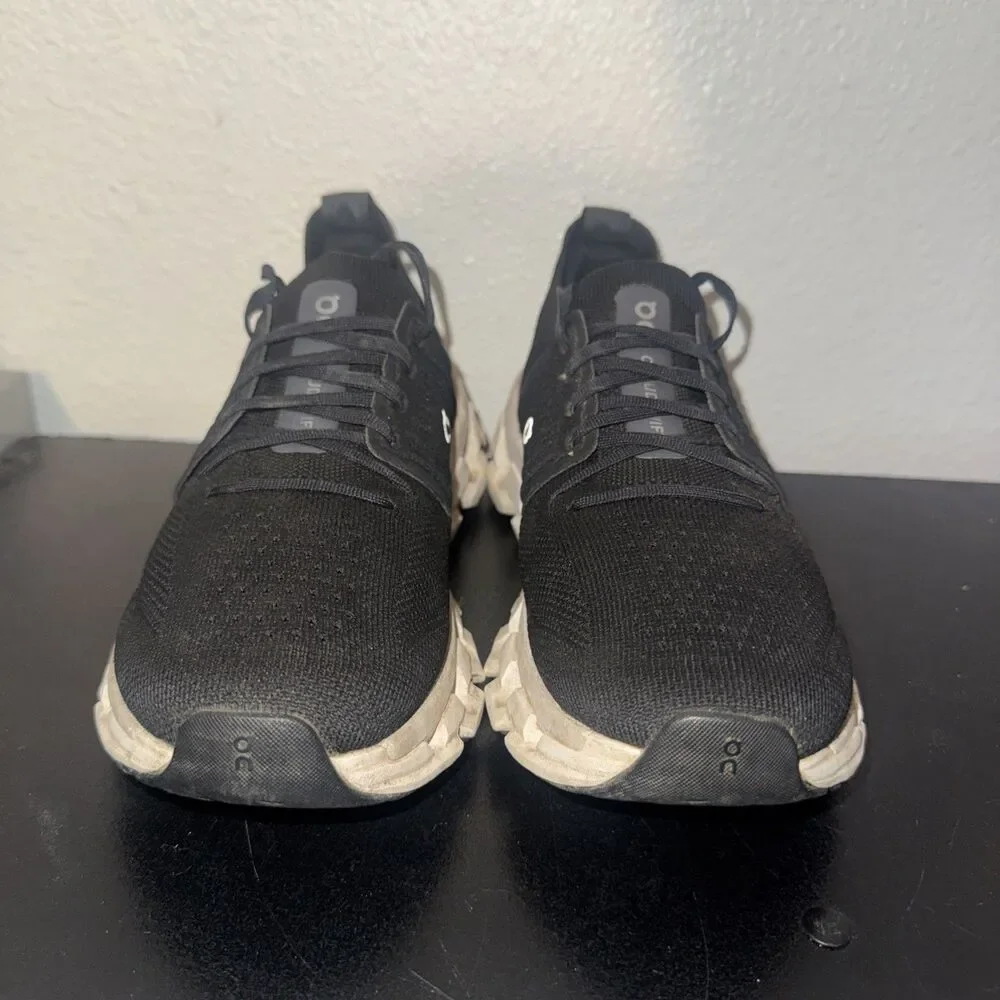 On Cloudswift 3 Womens Size 7.5 Black White Athletic Running Shoes Sneakers